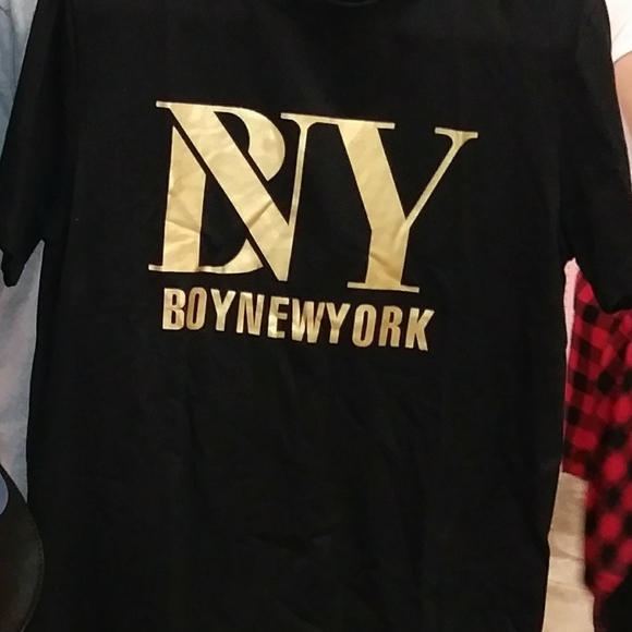 BoyNewYork black/gold t shirt - Picture 3 of 7